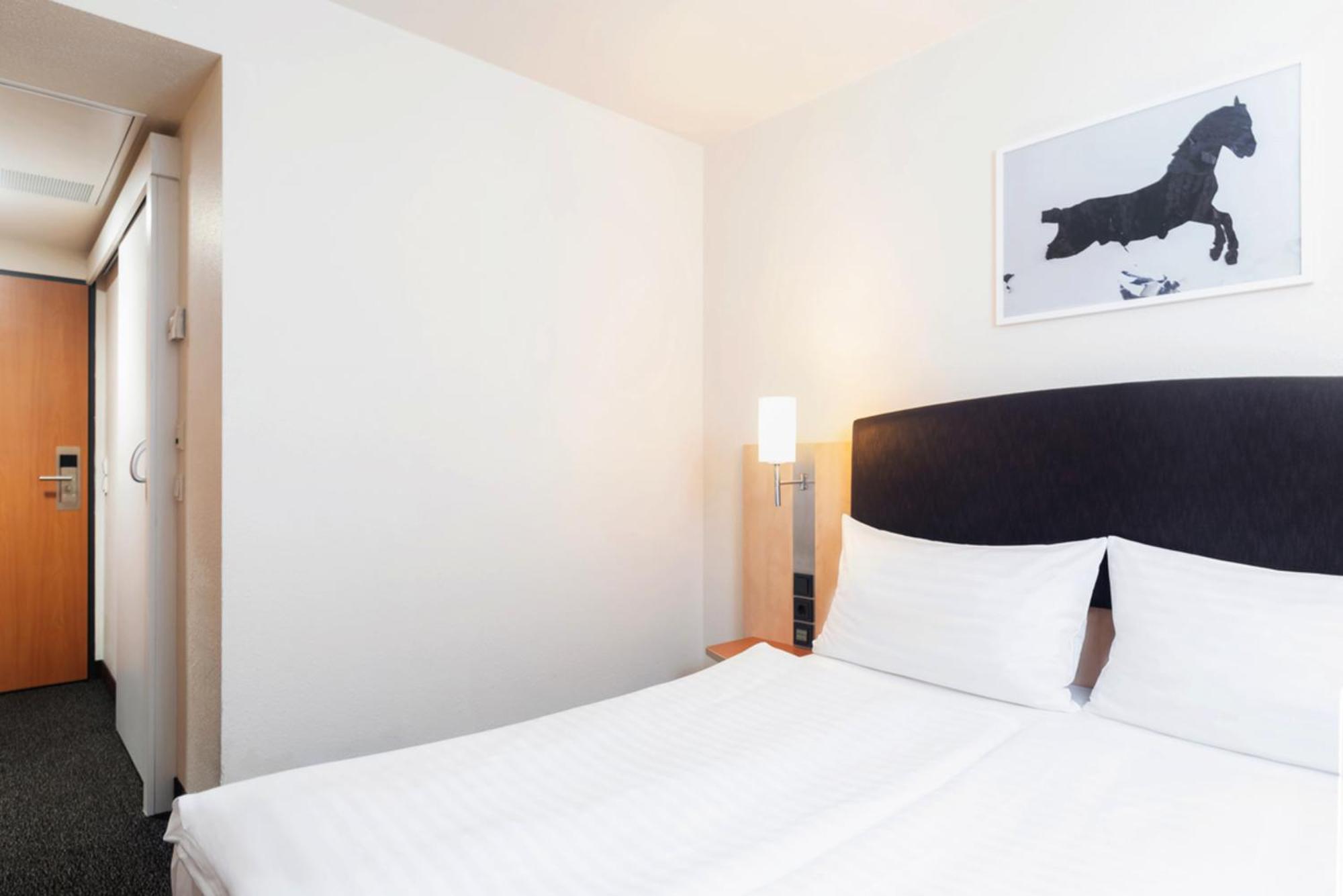 Intercityhotel 4* Wenen